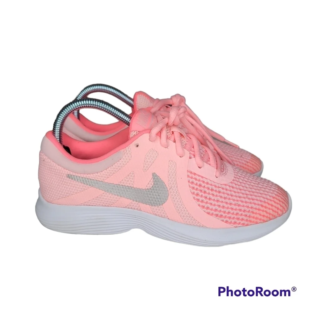 NIKE Girls Revolution 4 Sneakers - Picture 4 of 9